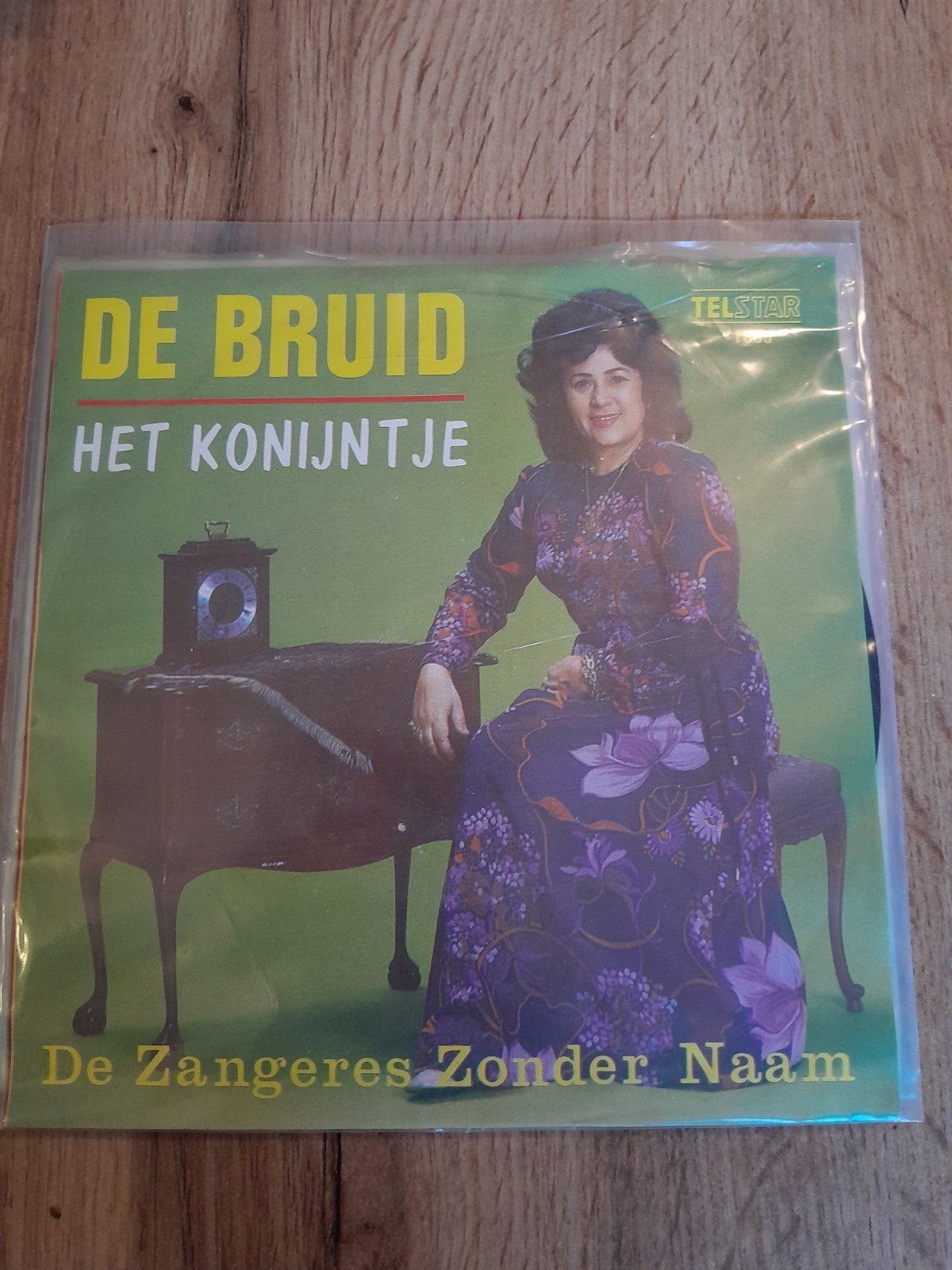 de zangeres zonder naam 7inch de bruid, Ophalen of Verzenden, Zo goed als nieuw, Nederlandstalig