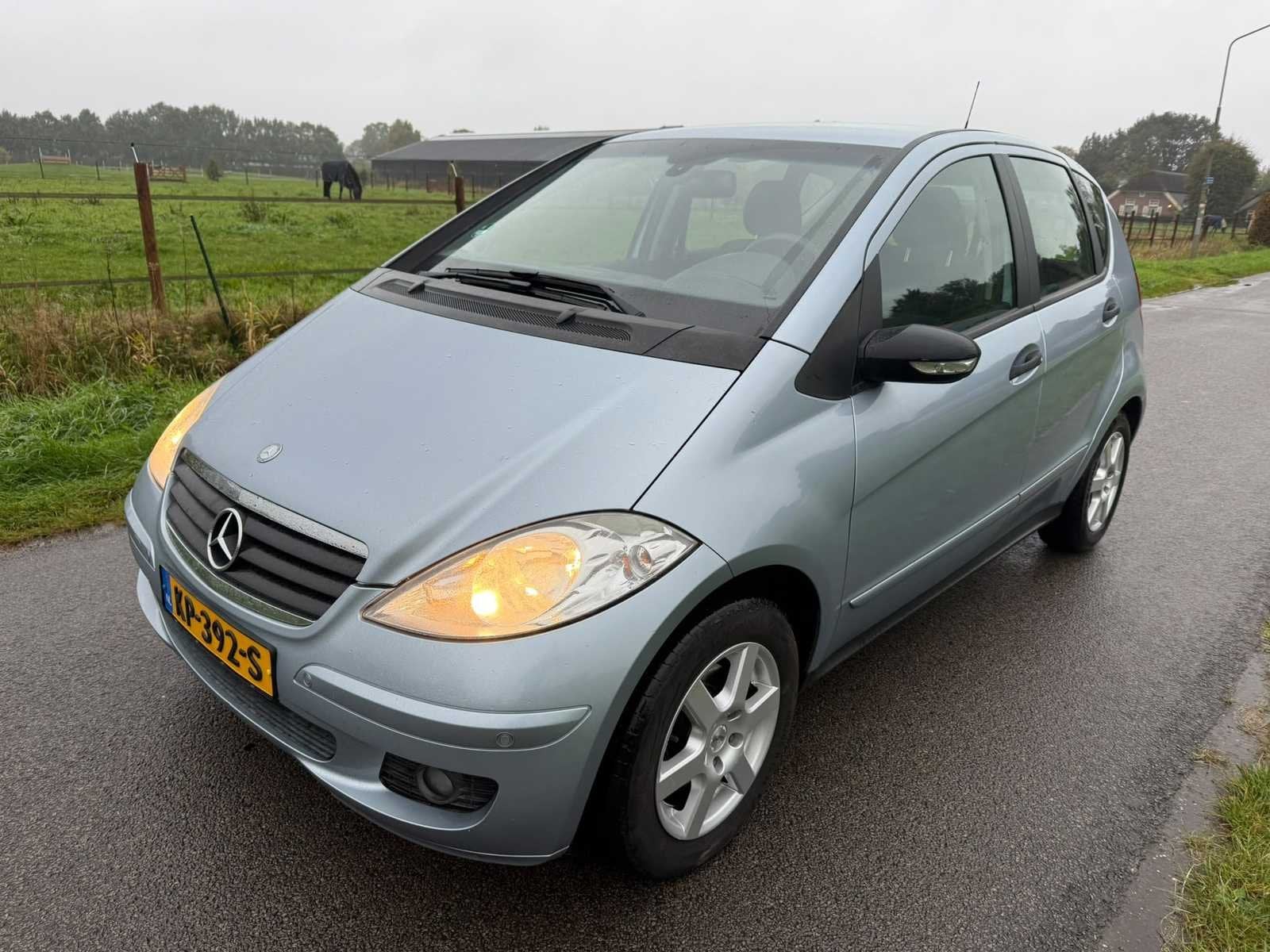 2006 Mercedes-Benz A-klasse 150 automaat Classic Personenaut, Auto's, 15 km/l, Blauw, 49 €/maand, 1000 kg
