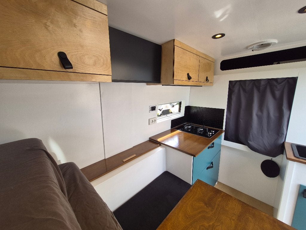 Off-grid Zelfbouw Camper - Fiat Ducato 2.3 - 2011 Euro 5, Chemisch toilet, Buscamper of Camperbus, Fiat, Afzuigkap