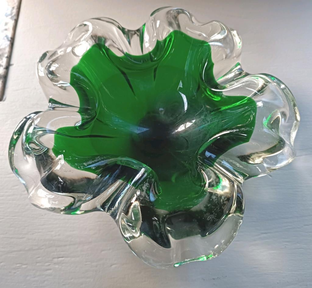 Murano-stijl groene glazen asbak / schaal, Antiek en Kunst, Antiek | Glas en Kristal, Ophalen of Verzenden