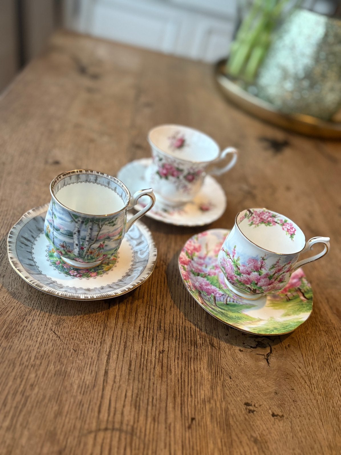 Royal albert kopjes met schotels, Antiek en Kunst, Antiek | Servies los, Ophalen