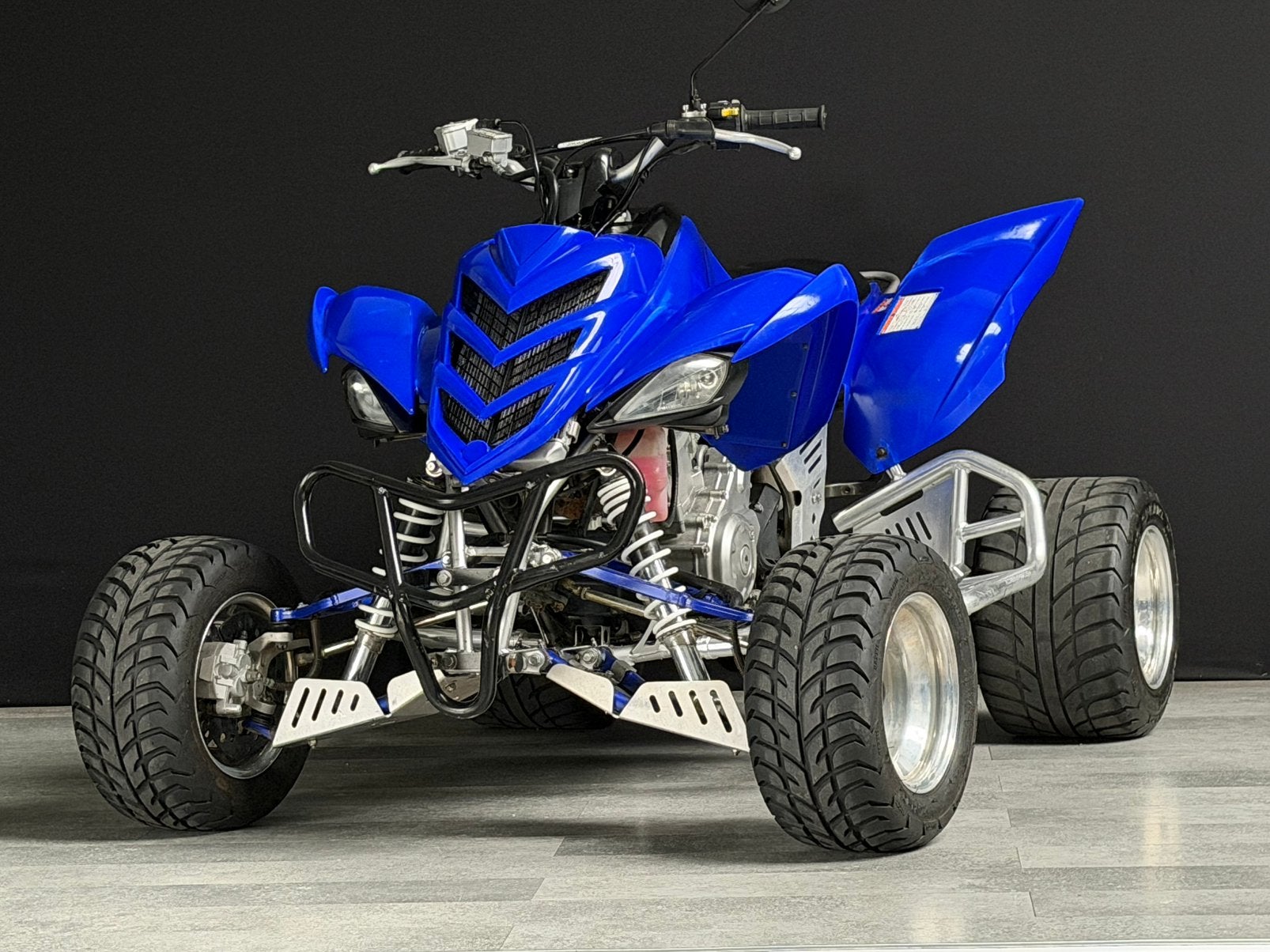 Yamaha Raptor 700 R 2006 Supermoto Quad Yfm 700 NL kenteken, Motoren