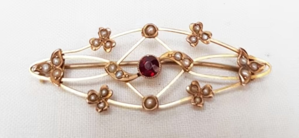 Broche Arts & Crafts goud - FWP&Co -England., Ophalen of Verzenden, Goud, Broche