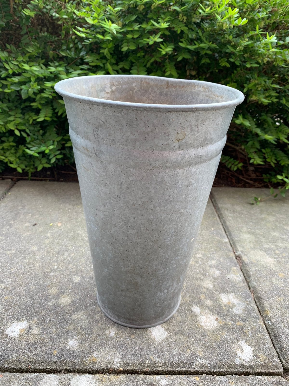 Zinken plantenpot 31hg, Ophalen, Rond, Metaal, Minder dan 40 cm