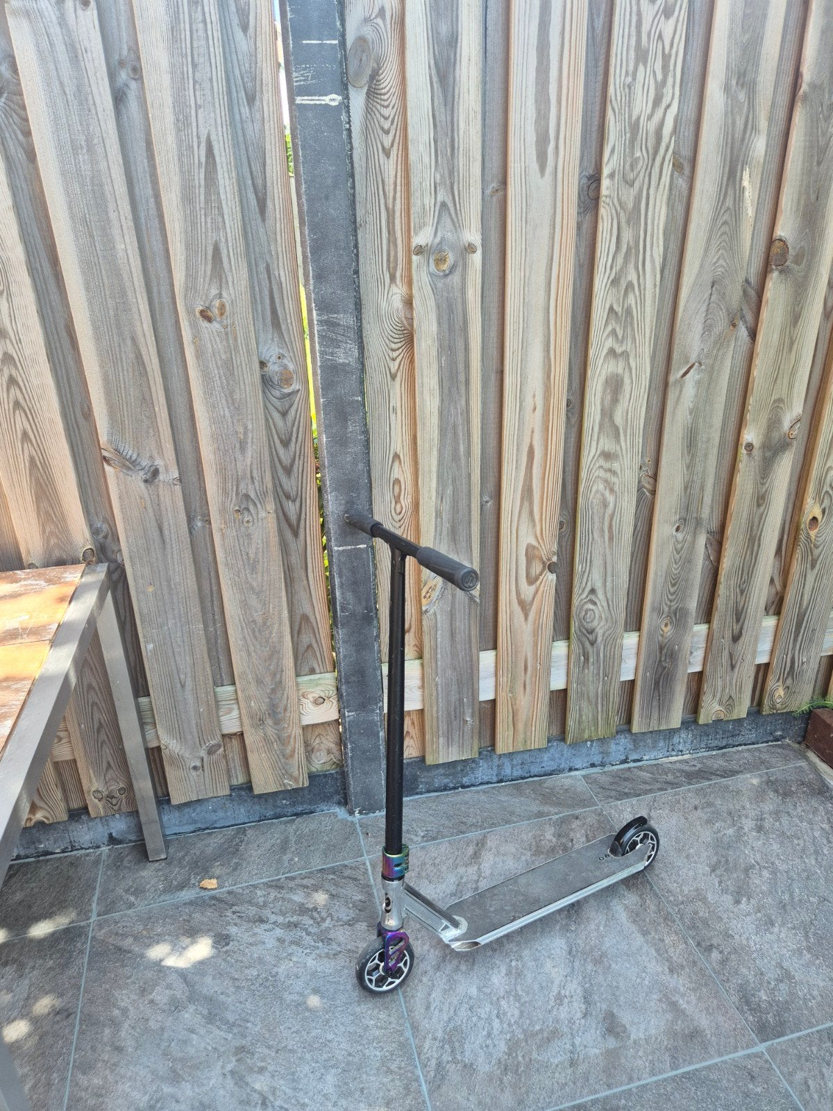 Stuntstep met regenboog details, Fietsen en Brommers, Steps, Ophalen, Gebruikt, Gewone step, Oxelo (Decathlon)