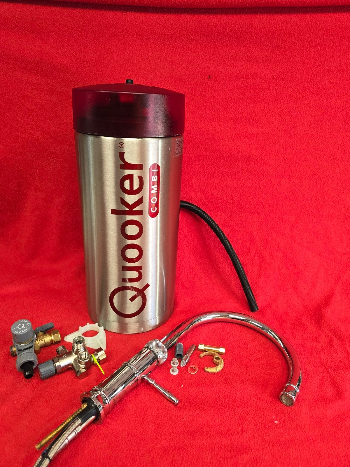 Combi Quooker 2.2 met een FUSION ROUND CLASSIC kraan, Huis en Inrichting, Keuken | Keukenelementen, Ophalen, Minder dan 50 cm