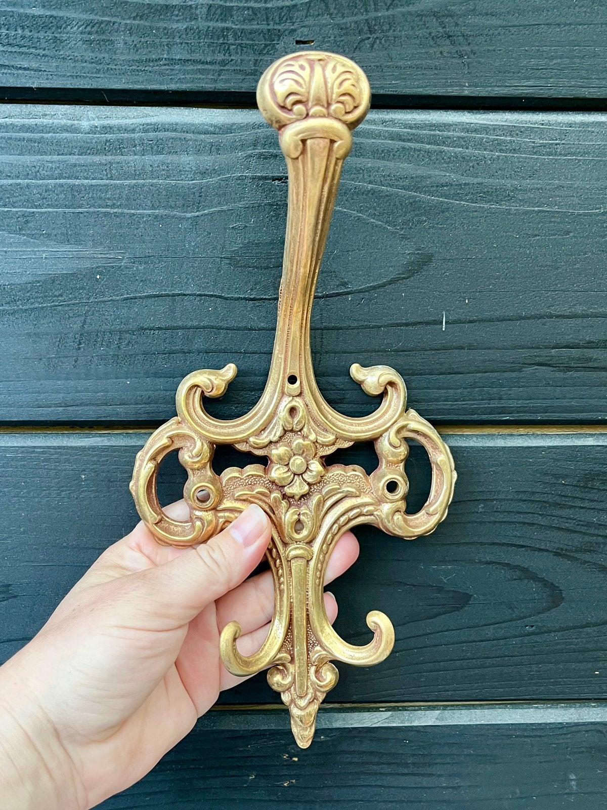 Grote vintage messing wandhaak, Antiek en Kunst, Antiek | Koper en Brons, Ophalen of Verzenden, Brons