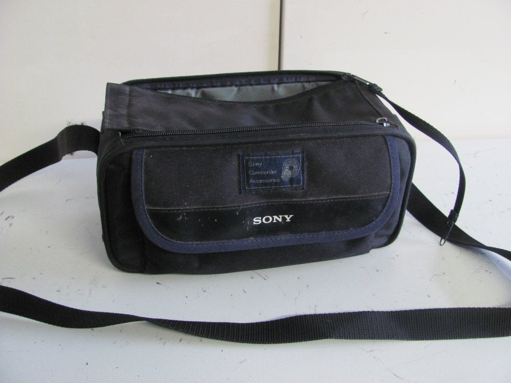Sony camcordertas met schouderband 23x13x13cm, Ophalen of Verzenden, Zo goed als nieuw, Zwart, Sony
