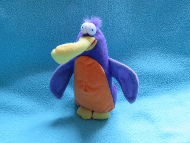 Knuffeltje vreemde vogel van Crazy Zoo uit Happy Meal 2000, Ophalen of Verzenden, Zo goed als nieuw, Film, Beeldje, Replica of Model