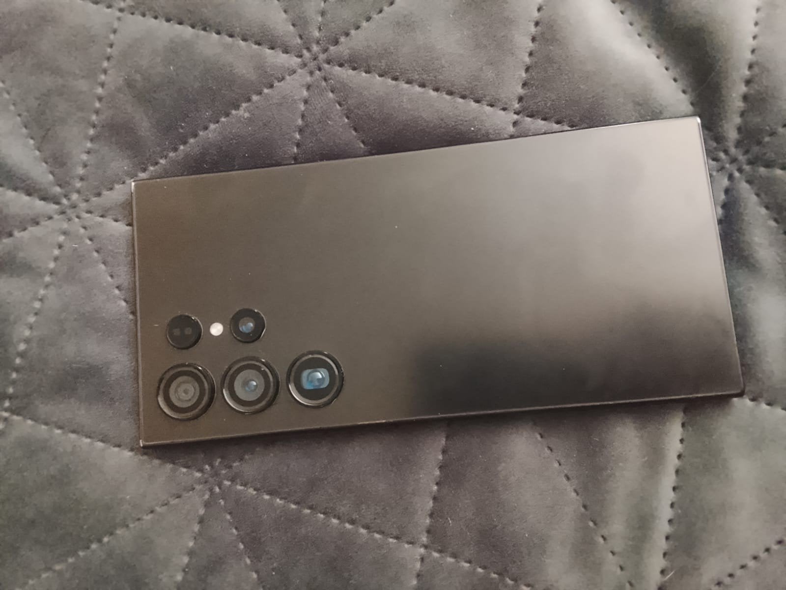 KAPOTTE ANDROID C37, IPHONE 11 & SAMSUNG A15., Telecommunicatie, Mobiele telefoons | Apple iPhone, 64 GB, iPhone 11, Ophalen
