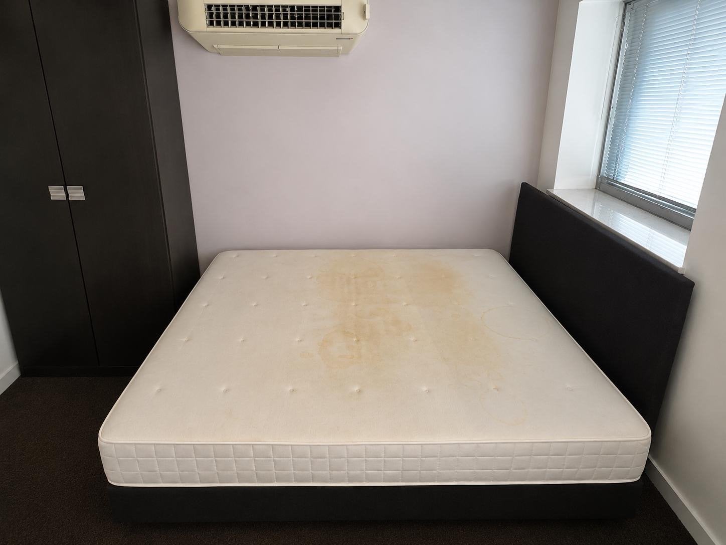 Gebruikt matras met vlekken - 140x200 cm, Huis en Inrichting, Ophalen, Gebruikt, Tweepersoons, 140 cm