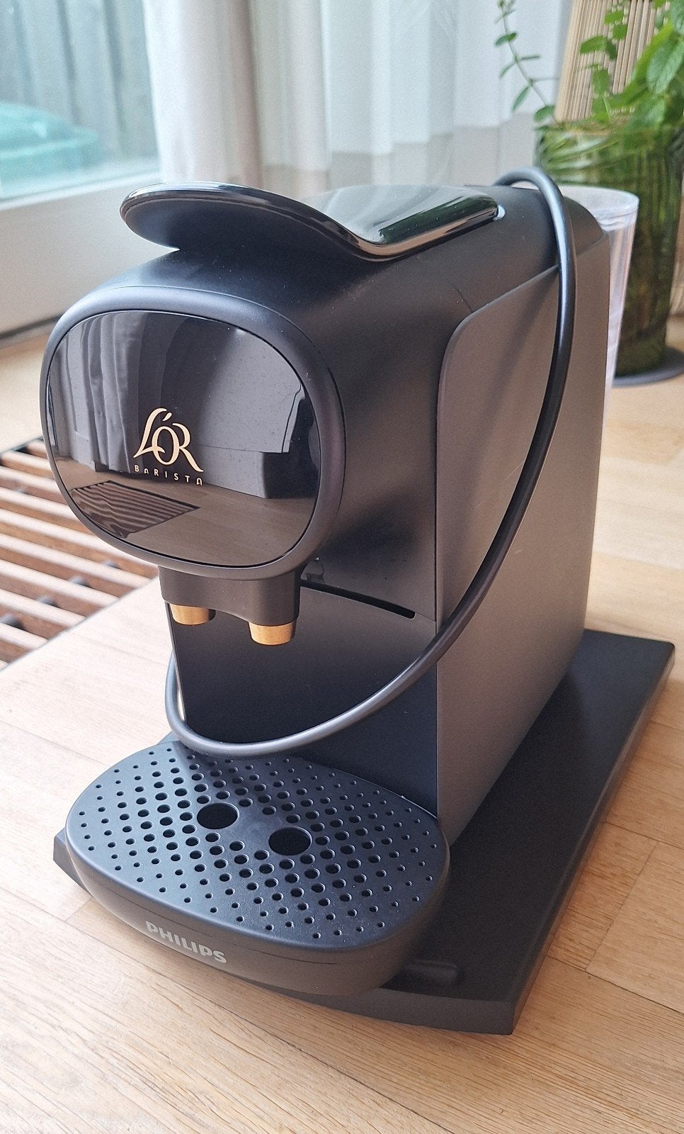 L'or Barista Sublime Koffiezetapparaat Coffee machine, Ophalen, Koffiemachine, Zo goed als nieuw, 2 tot 4 kopjes