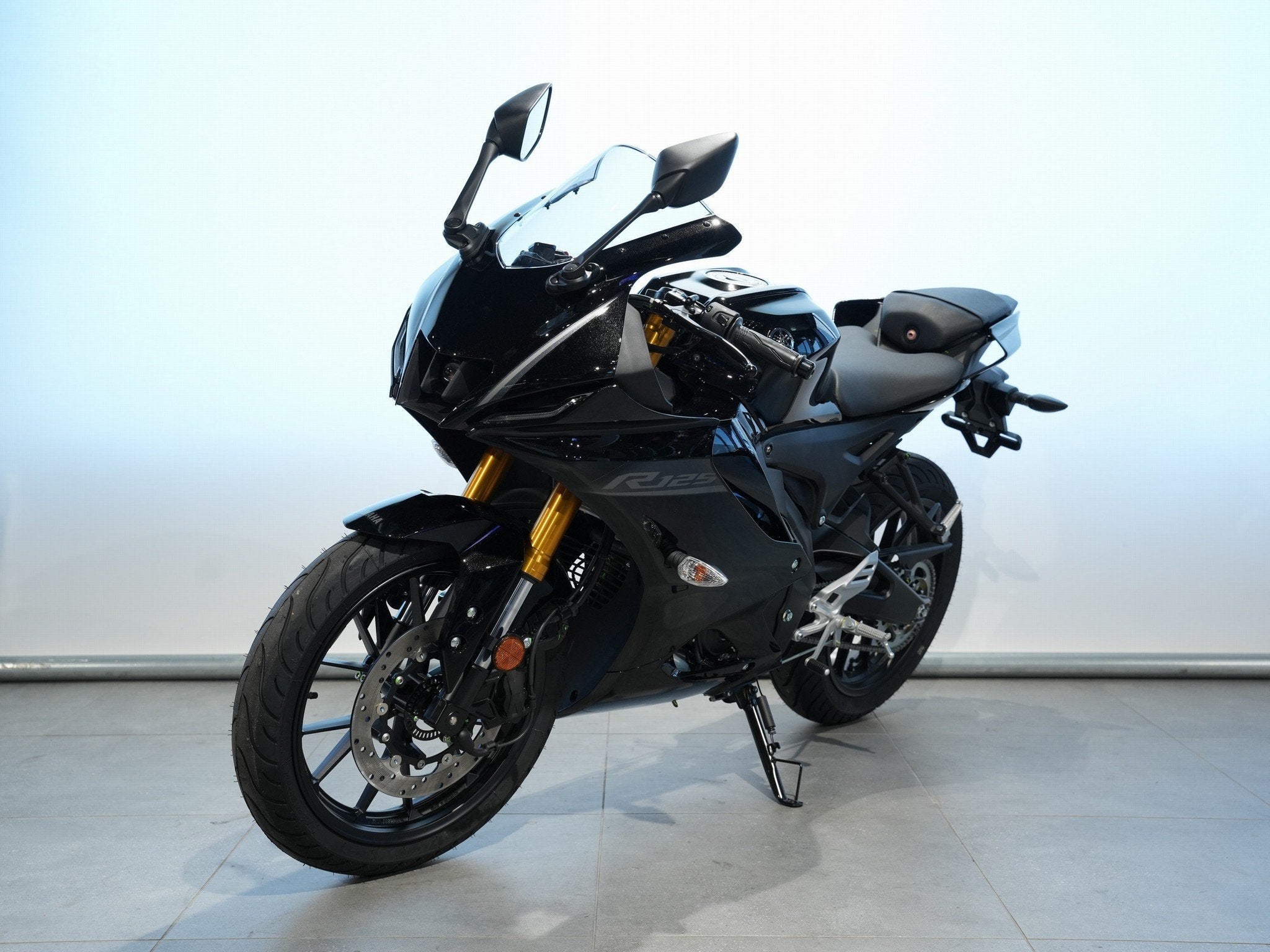 Yamaha YZF R 125 (bj 2026), Klantenservice@yamaha-motor.nl, Sport, Yamaha Motor Europe N.V., Bedrijf