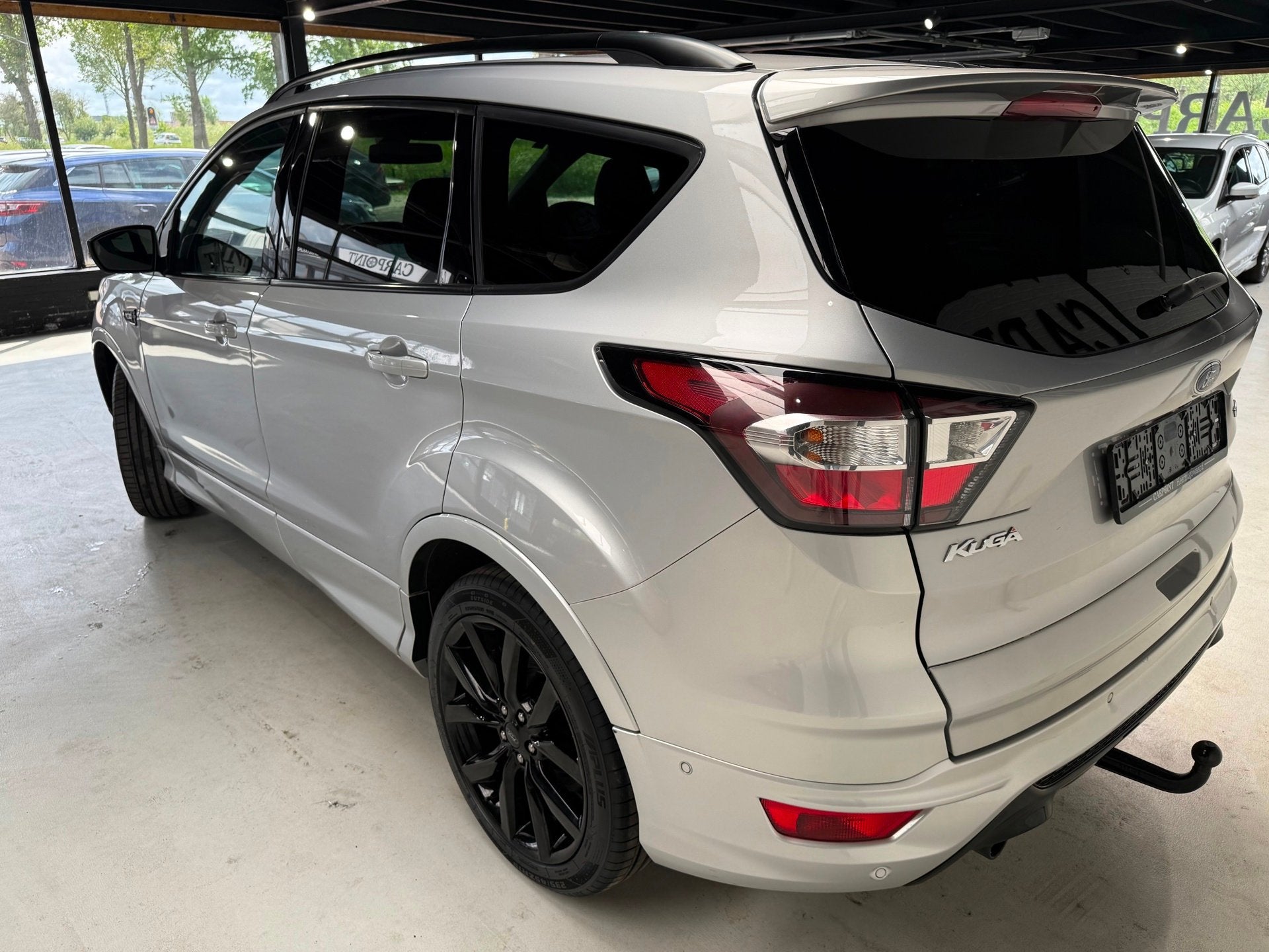 Ford Kuga 1.5 EcoBoost ST Line 2018 Panodak Camera Trekhaak, Auto's, 4 cilinders, 150 pk, Leder en Stof, Origineel Nederlands