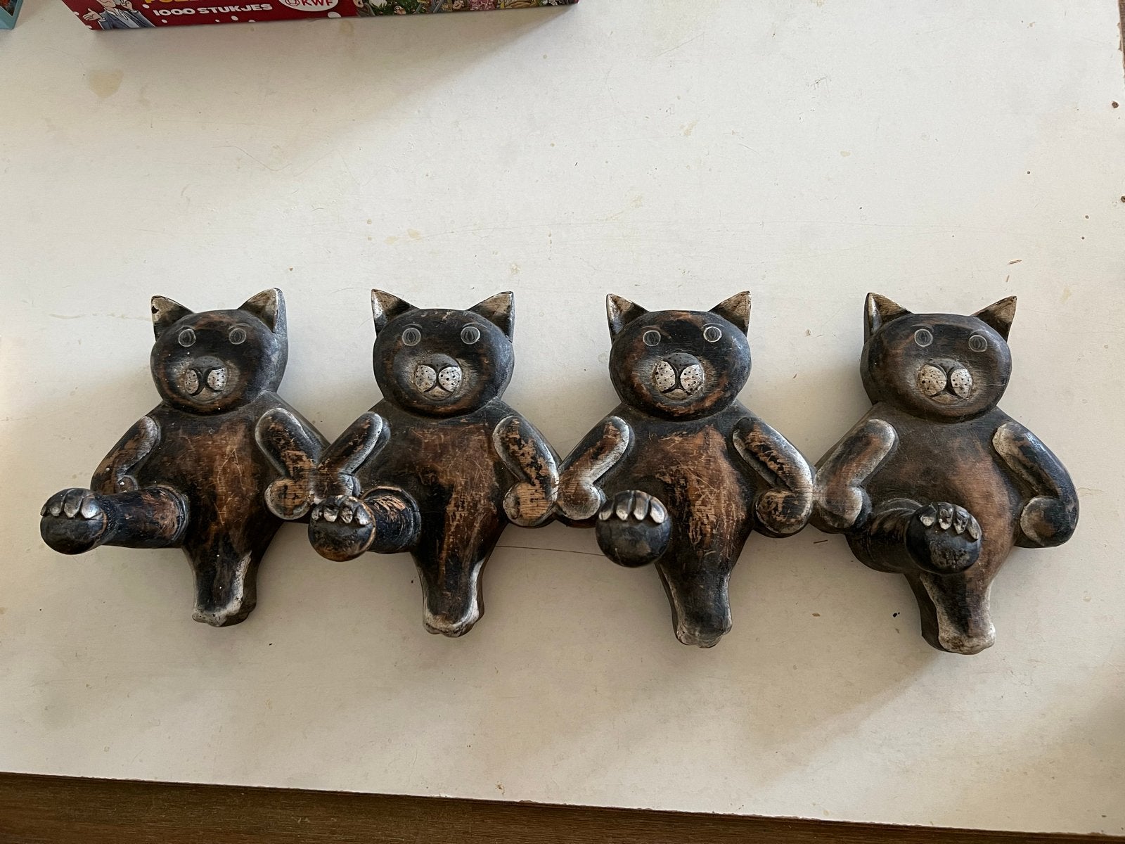 Unieke houten kapstok met kattenfiguren, Wandkapstok, Gebruikt, Ophalen of Verzenden, Minder dan 100 cm