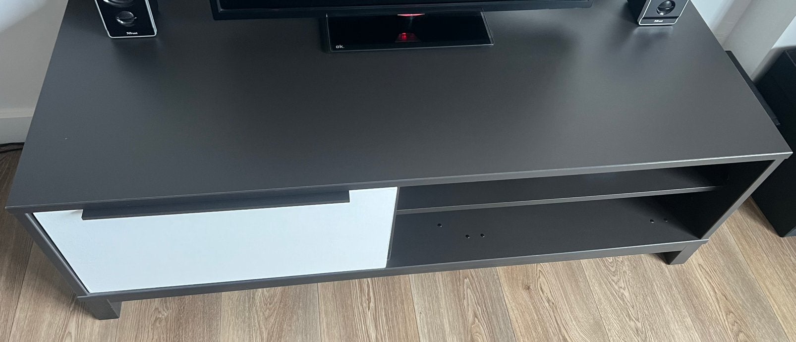 TV-meubel met opbergruimte en 2 schappen, Huis en Inrichting, Ophalen, Gebruikt, 100 tot 150 cm, Minder dan 100 cm