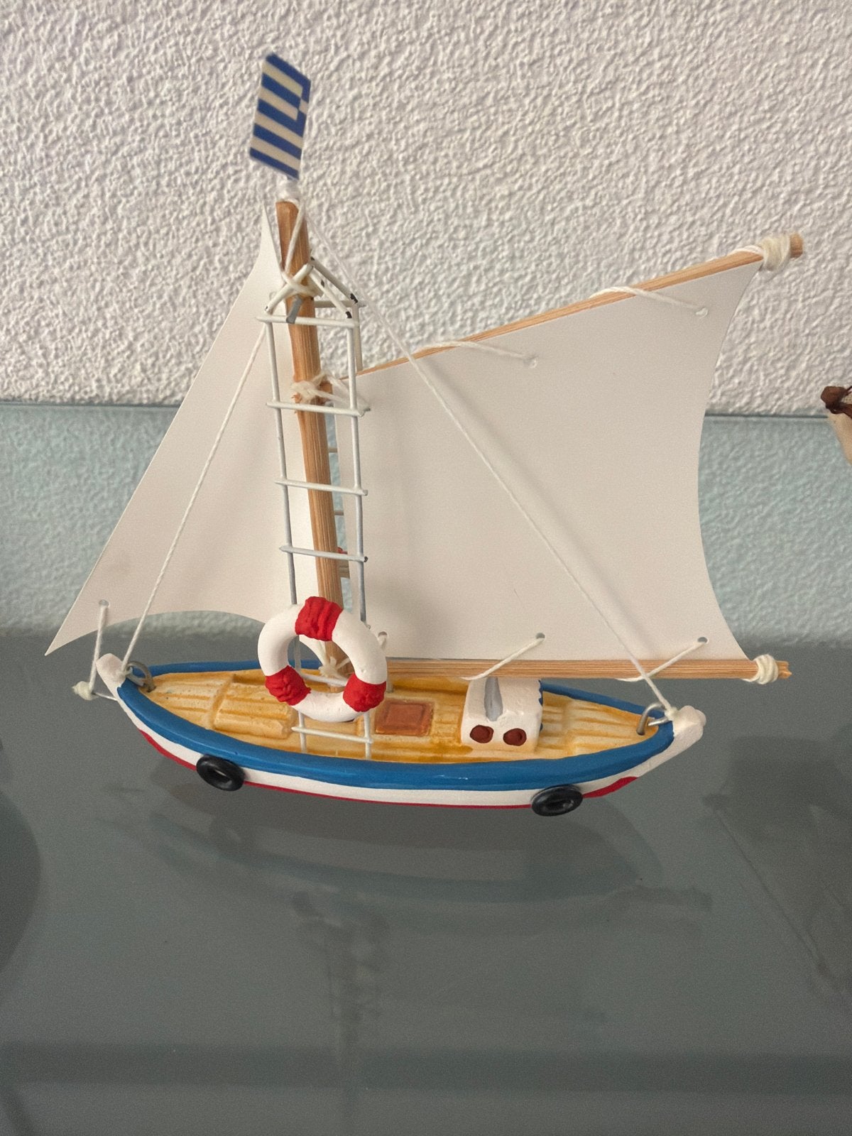 Decoratieve zeilboot - Griekse stijl, Gebruikt, Meerkleurig, Overige stijlen, Kunststof