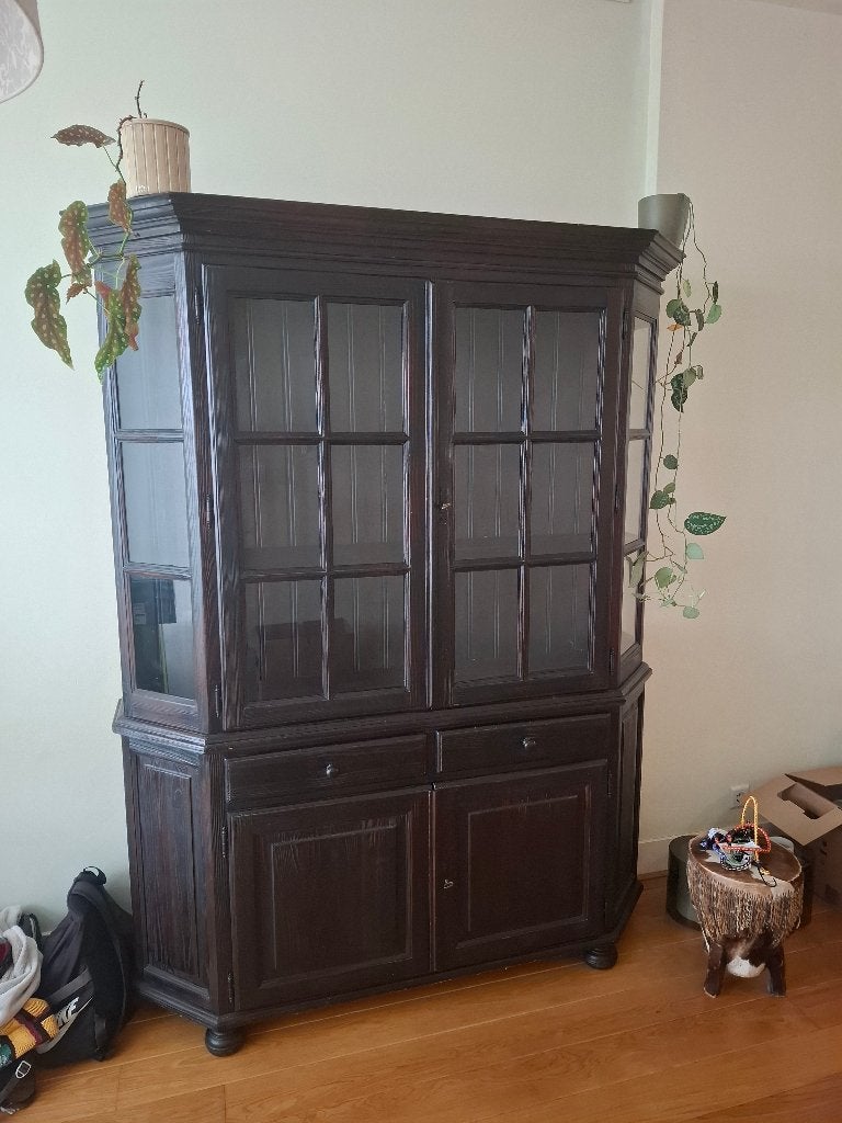 Servieskast donkerbruin, Ophalen