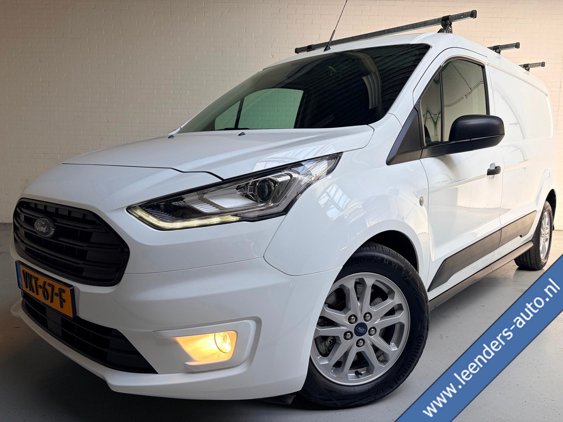 Ford Transit Connect L2H1 Automaat 1.5 EcoBlue 120pk euro6 3, Auto's, Dealer onderhouden, Stof, Gebruikt, 4 cilinders