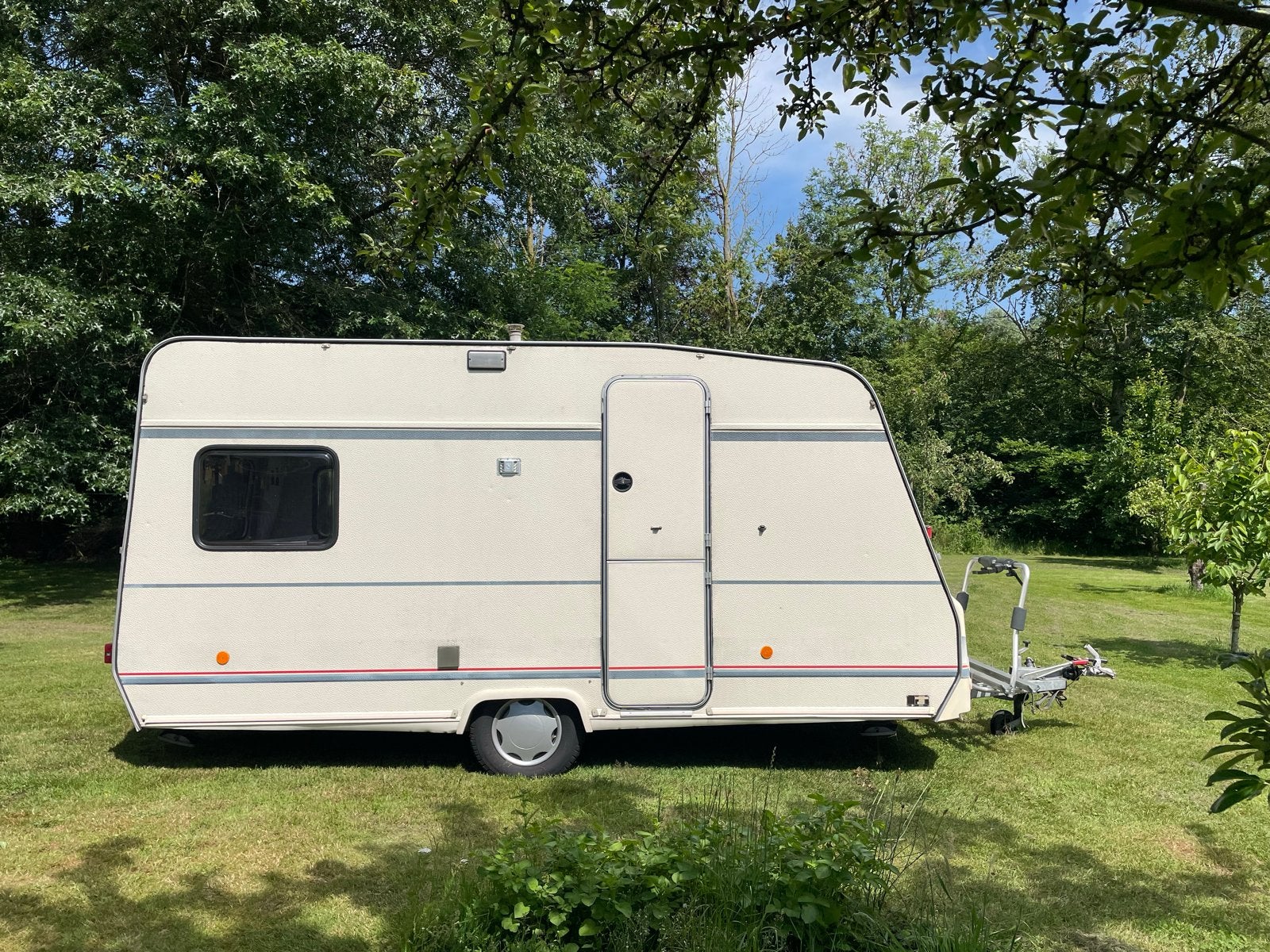 Burstner 3910 Caravan uit 1992 - Volledig opgeknapt, Overige typen, Rondzit, Particulier, Bürstner