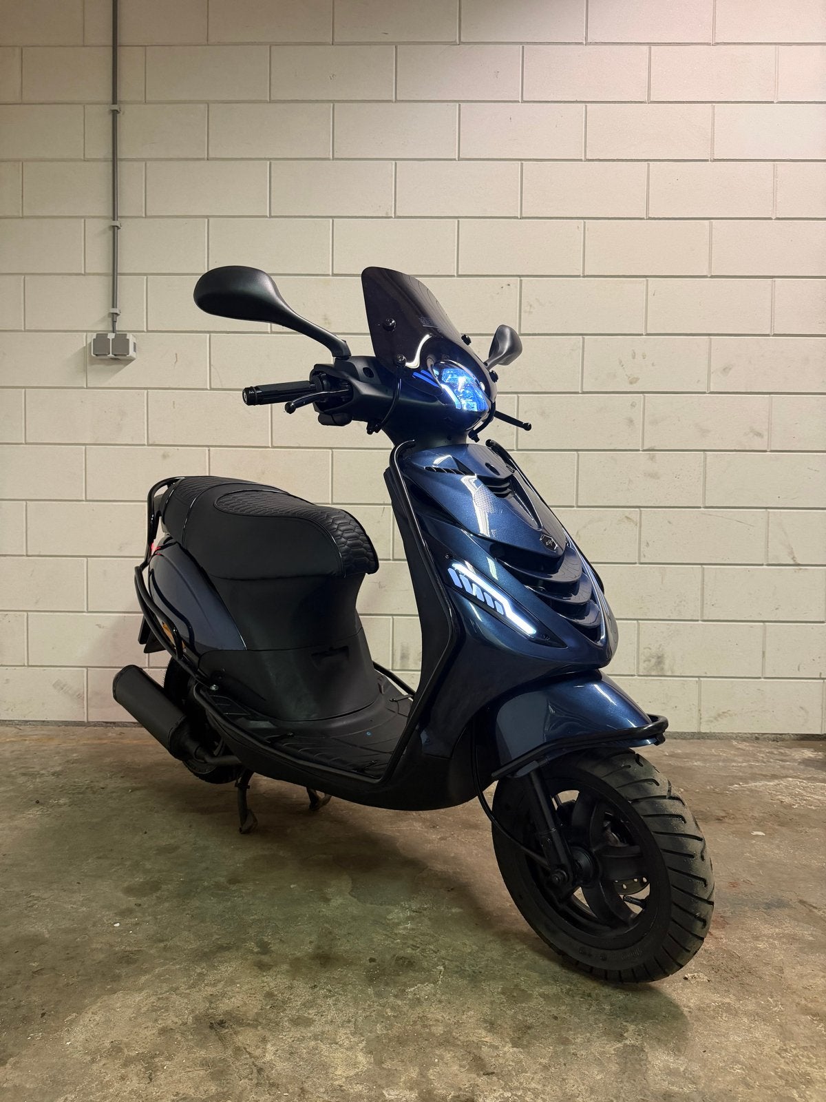 Piaggio Zip 4-takt - Goed onderhouden en betrouwbaar, Ophalen, Piaggio, Zo goed als nieuw, Benzine