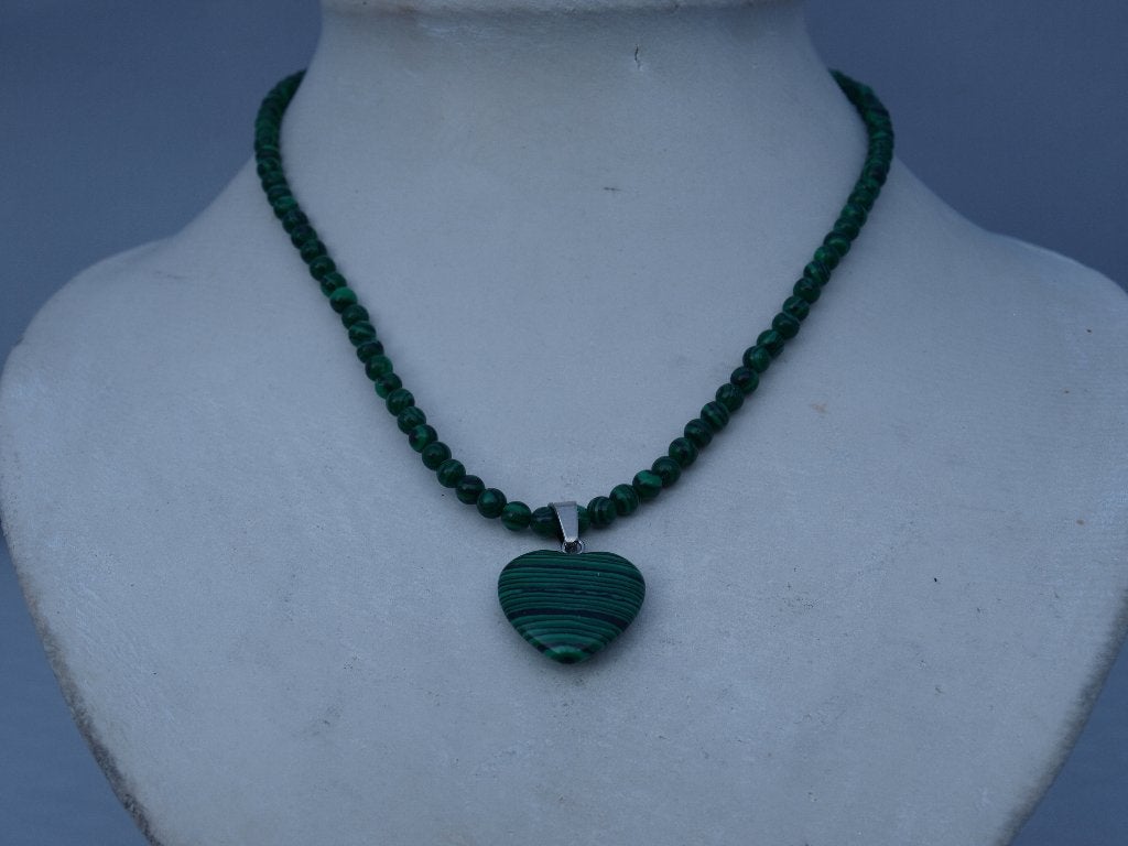 Mala Mala ketting met Malachiet hart hanger, Nieuw, Ophalen of Verzenden, Steen of Mineraal, Met edelsteen