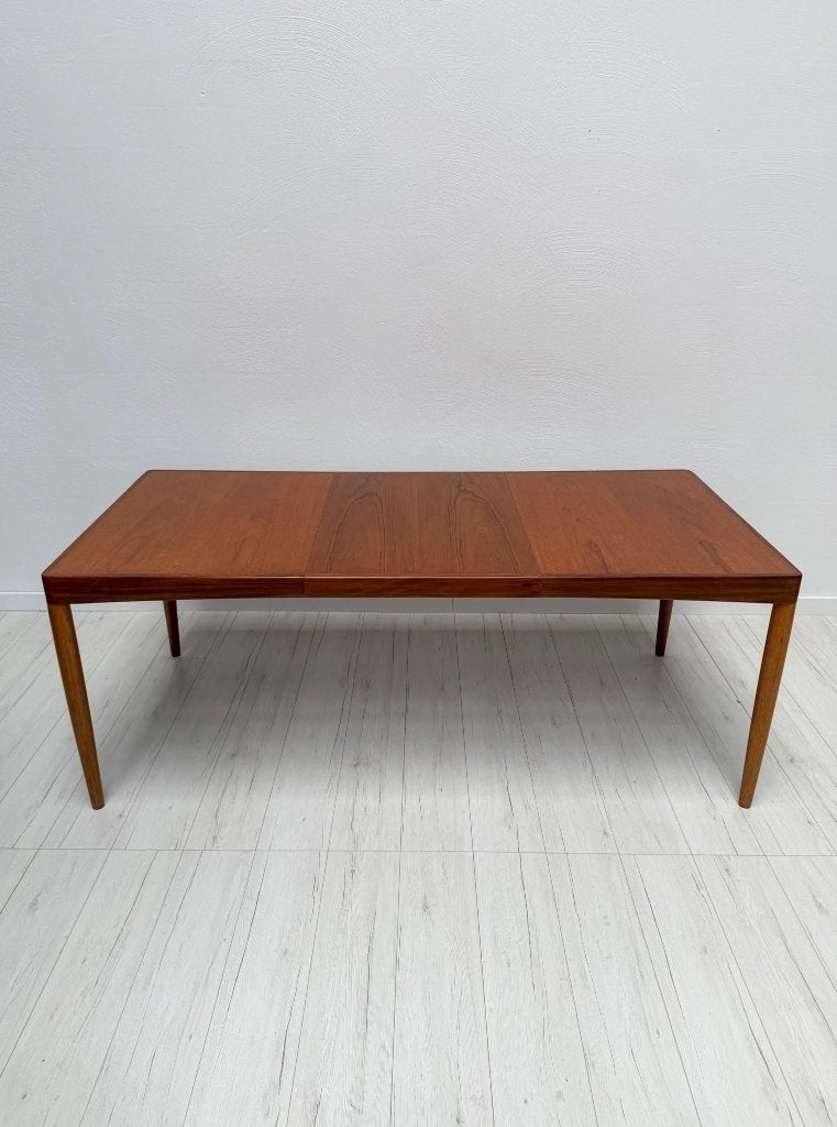 Foto 2 van Deense uitschuifbare teak eettafel vintage mid century 60s