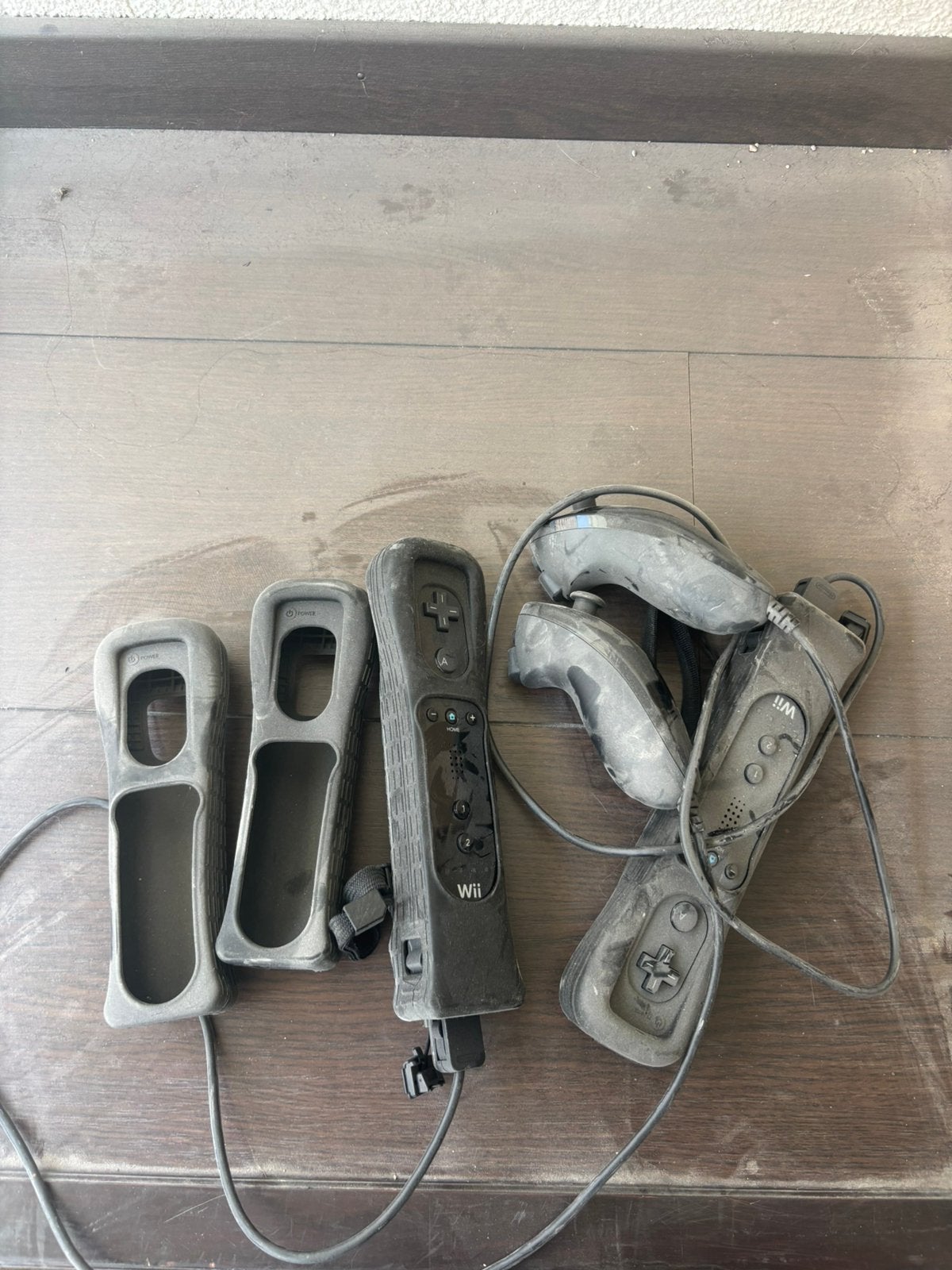 Wii controllers, Ophalen of Verzenden, Zo goed als nieuw, Met 2 controllers