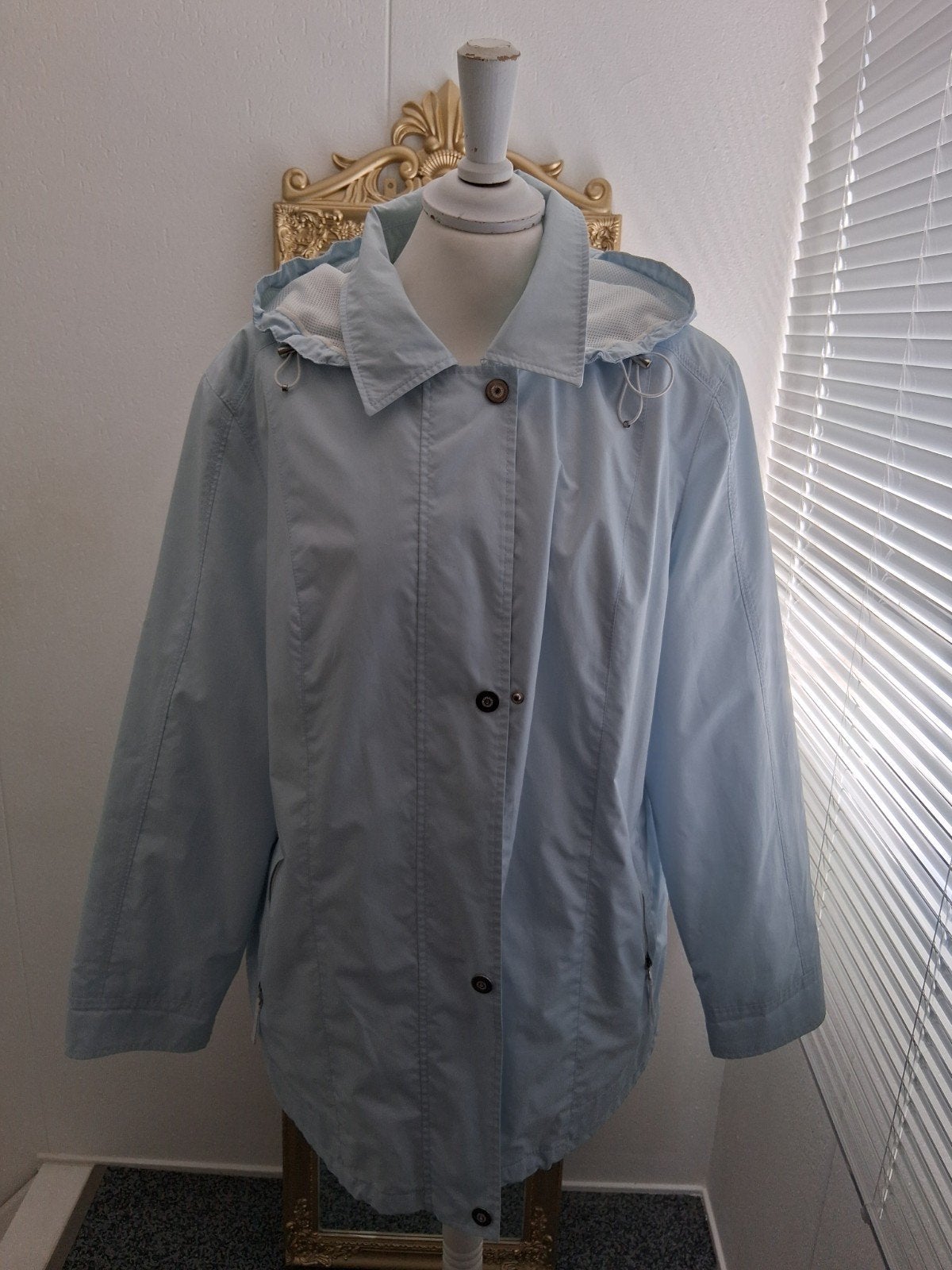 Anorak met afneembare capuchon, zo goed als nieuw, Ophalen, Zo goed als nieuw, Maat 42/44 (L), Blauw
