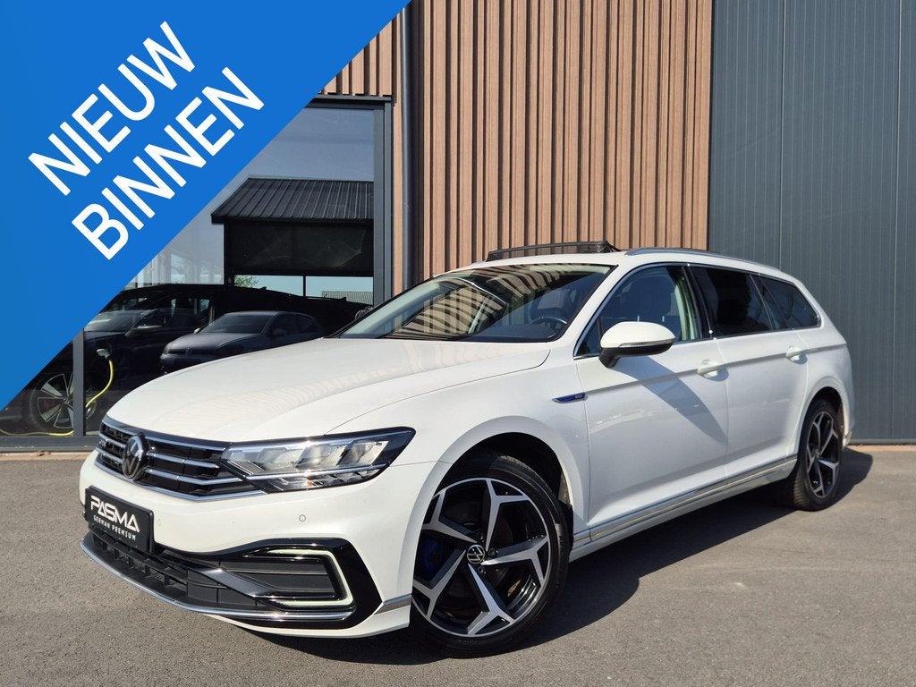 Volkswagen Passat Variant 1.4 TSI PHEV GTE Business | BTW |, Auto's, Volkswagen, Stof, Gebruikt, Wit, Hybride Elektrisch/Benzine