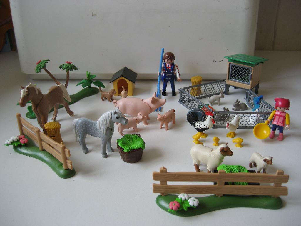 playmobil boerderij dieren en verzorgers, Ophalen of Verzenden, Zo goed als nieuw