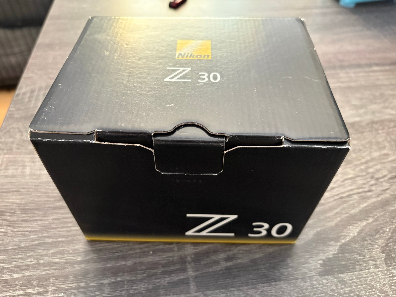 Nikon Z30 body in nieuwstaat - perfect voor vloggers!, Audio, Tv en Foto, Fotocamera's Digitaal, USB-kabel, Kantelbaar/draaibaar scherm