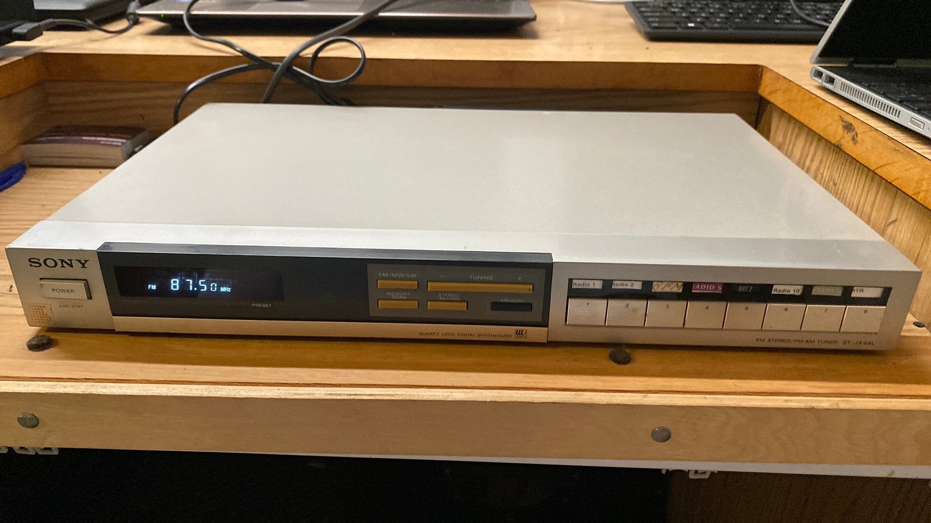 Prima Sony ST-JX 44 L tuner te koop, Ophalen of Verzenden, Gebruikt