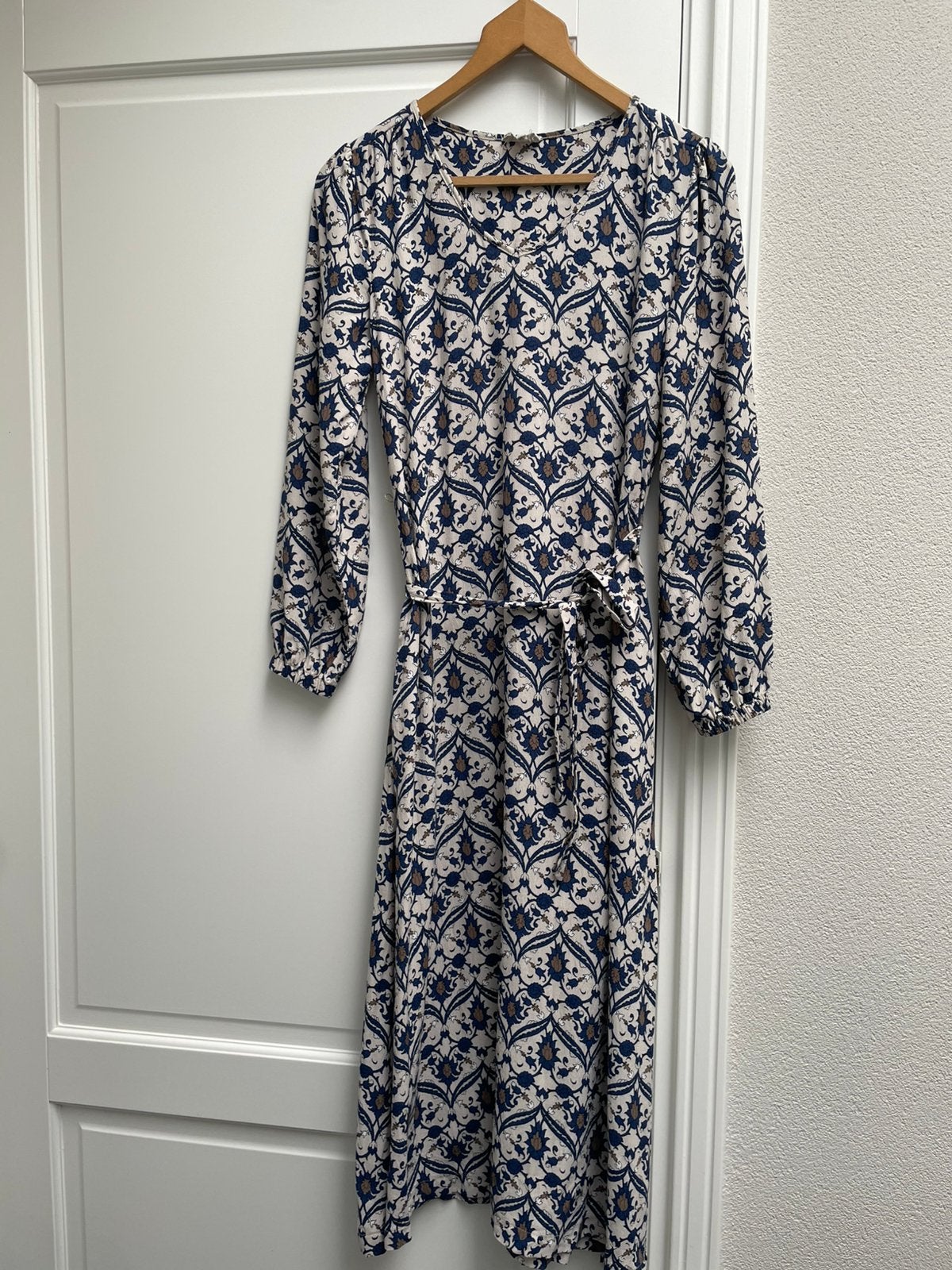 Zusss zomerjurk maat M, Kleding | Dames, Jurken, Maat 38/40 (M), Meerkleurig, Ophalen of Verzenden, Zo goed als nieuw