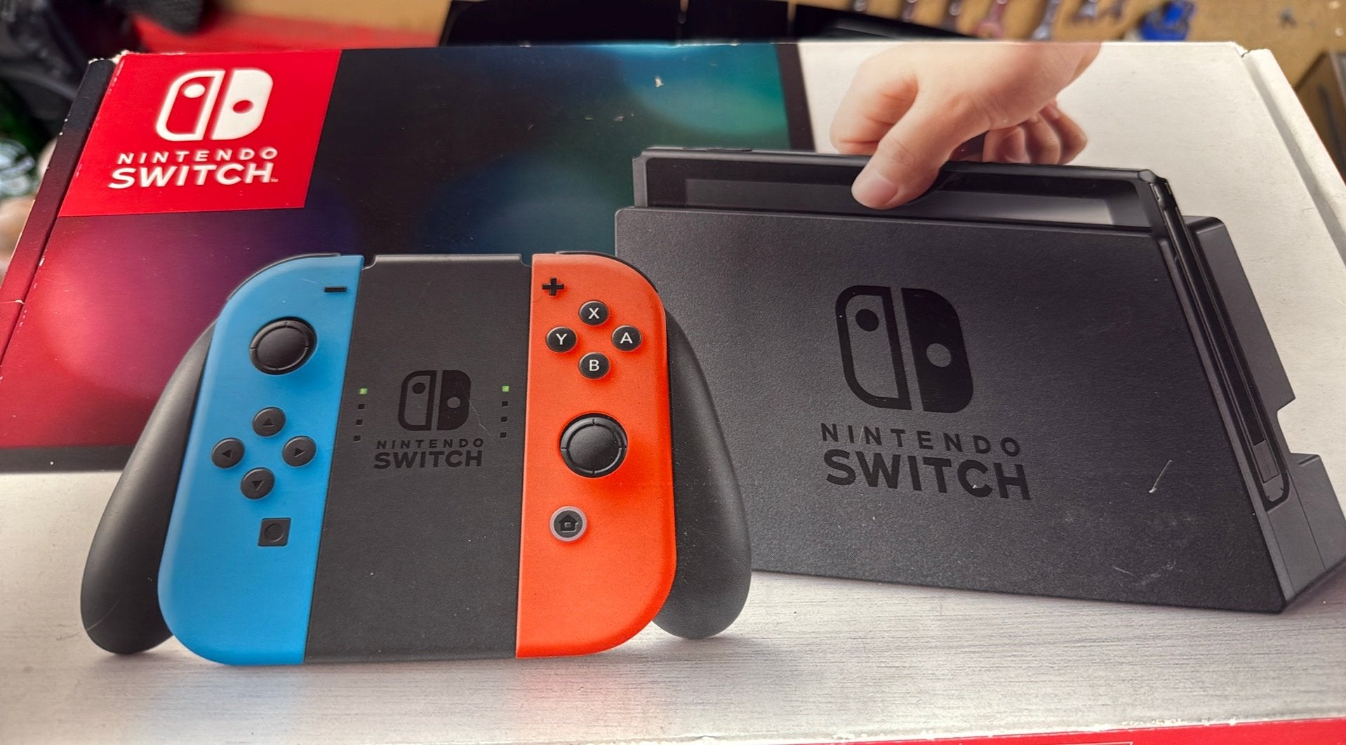 Nintendo Switch met spellen, Ophalen, Zo goed als nieuw, Met 2 controllers, Switch Original