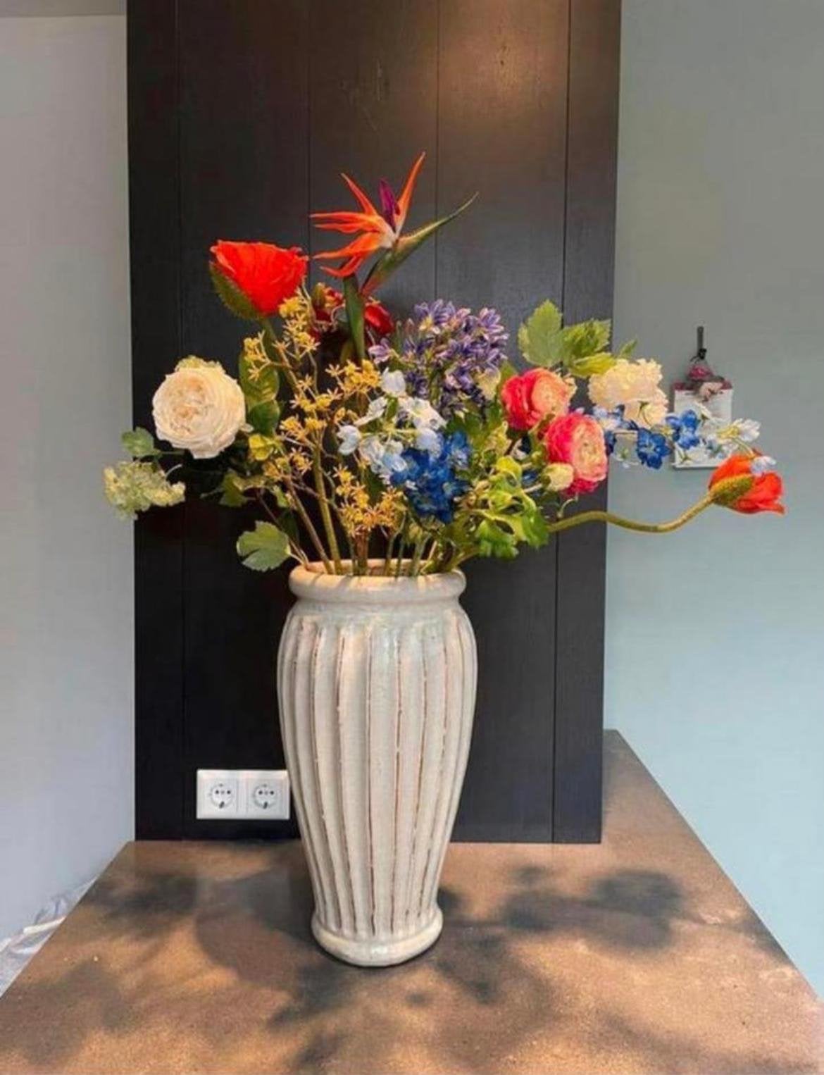 Grote Hoge Geglazuurde Oude Unieke Vaas Bloempot 68cm, Wit, 68 cm, Ophalen of Verzenden, Zo goed als nieuw
