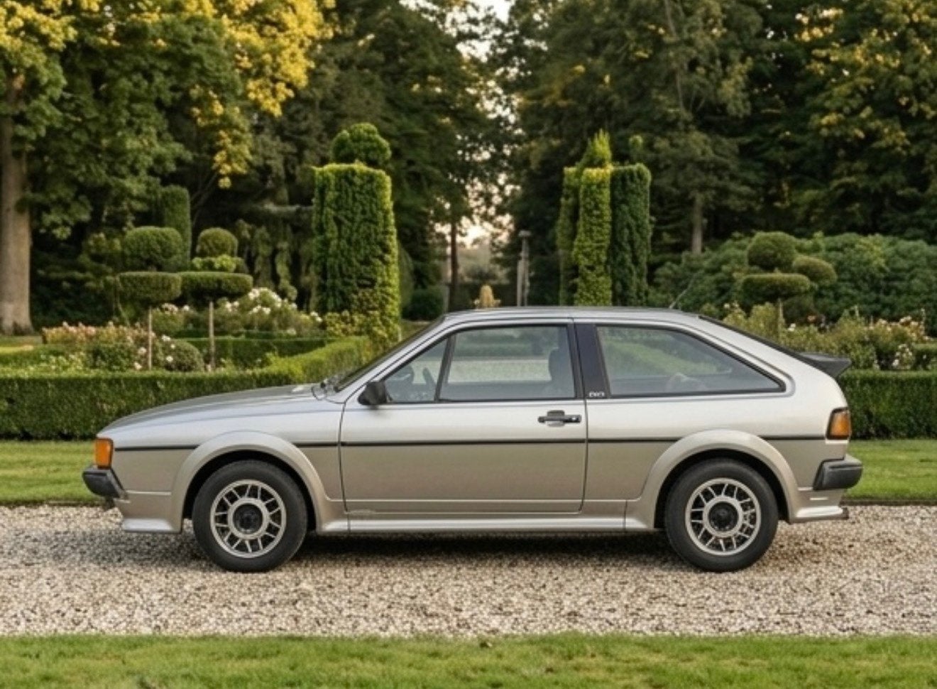 Volkswagen Scirocco 1.8 GTX Inj Uniek!, Auto's, Oldtimers, Voorwielaandrijving, 95 pk, Volkswagen, Origineel Nederlands