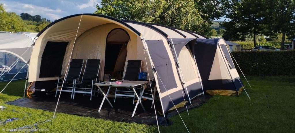 Obelink Amazone 600 tunneltent - Ruime gezinstent, Caravans en Kamperen, Tenten, Ophalen of Verzenden, Gebruikt, Tot en met 6