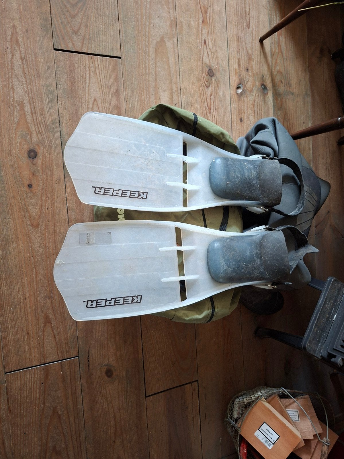 Snowbee bellyboat met flippers en neopreen waadpak (43/44), Ophalen of Verzenden, Gebruikt, Overige typen