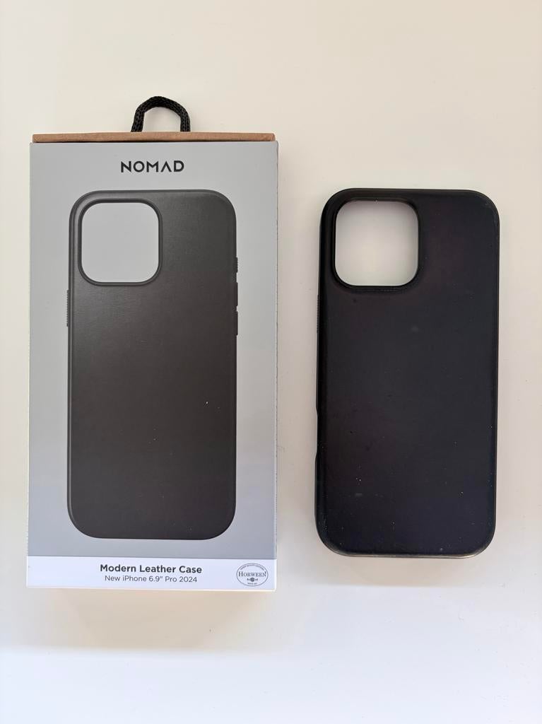 Nomad Leren Hoesje voor iPhone 16 Pro Max - Zwart, IPhone 16 Pro Max, Zwart, Overige merken, Hoesje of Tasje