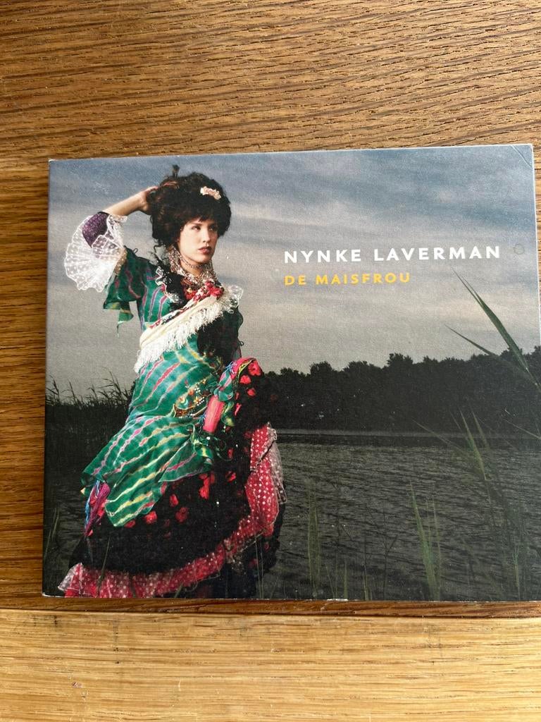 Nynke Laverman, de maisfrou, Ophalen of Verzenden, Zo goed als nieuw