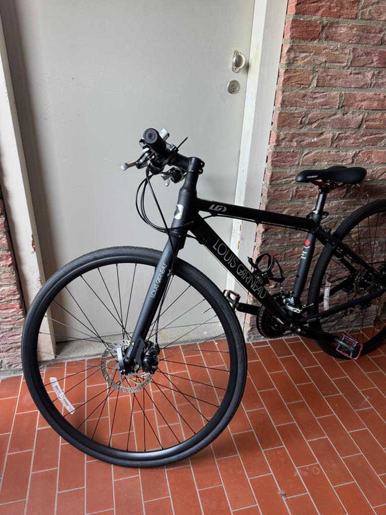 Louis Garneau bike like new, Ophalen of Verzenden, Zo goed als nieuw