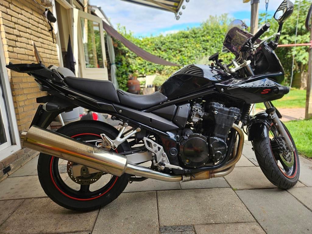 Suzuki Bandit S 650 - Verlaagd, ABS, Zadel- & Handvatverwarm, Motoren, 4 cilinders, Gebruikt, Particulier, Toermotor