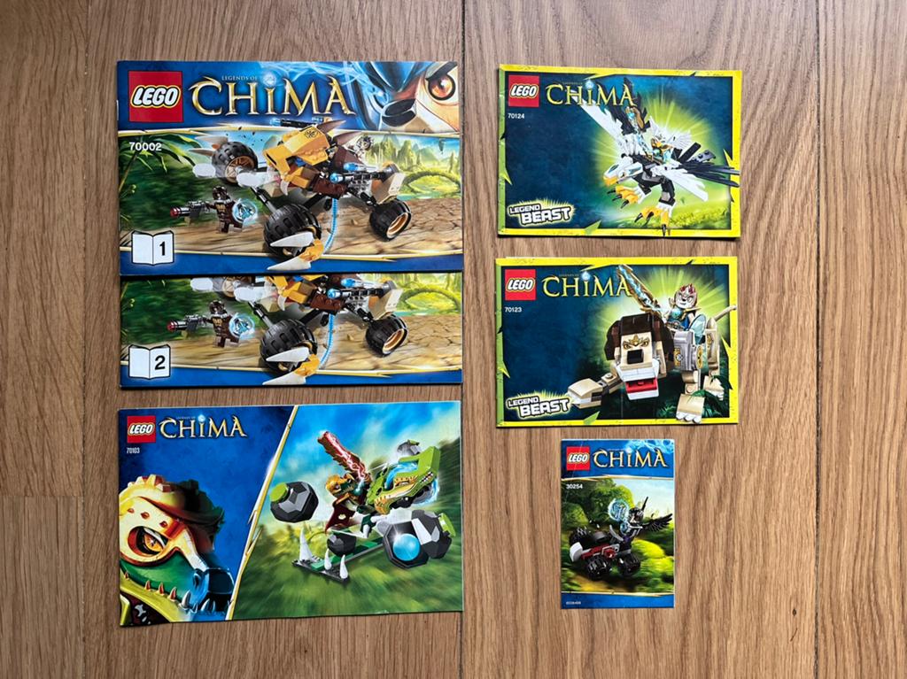 Diverse instructieboekjes Lego Chima, Ophalen of Verzenden, Zo goed als nieuw