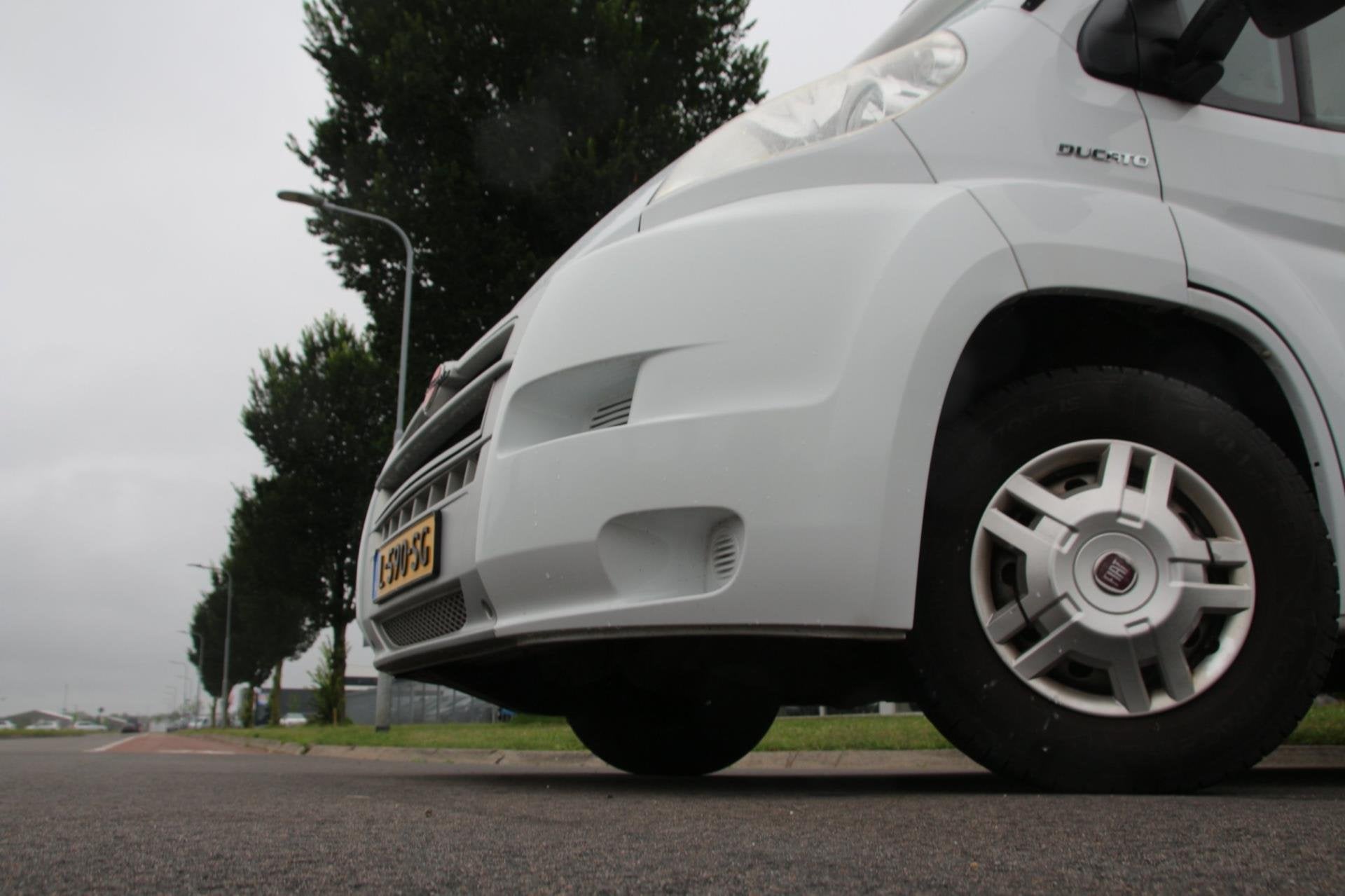 Buerstner Ixeo Time 585 | Zonnepanelen | Trekhaak, Caravans en Kamperen, Campers, Airbags, Erwin Hymer Group SE, Bedrijf, Bürstner