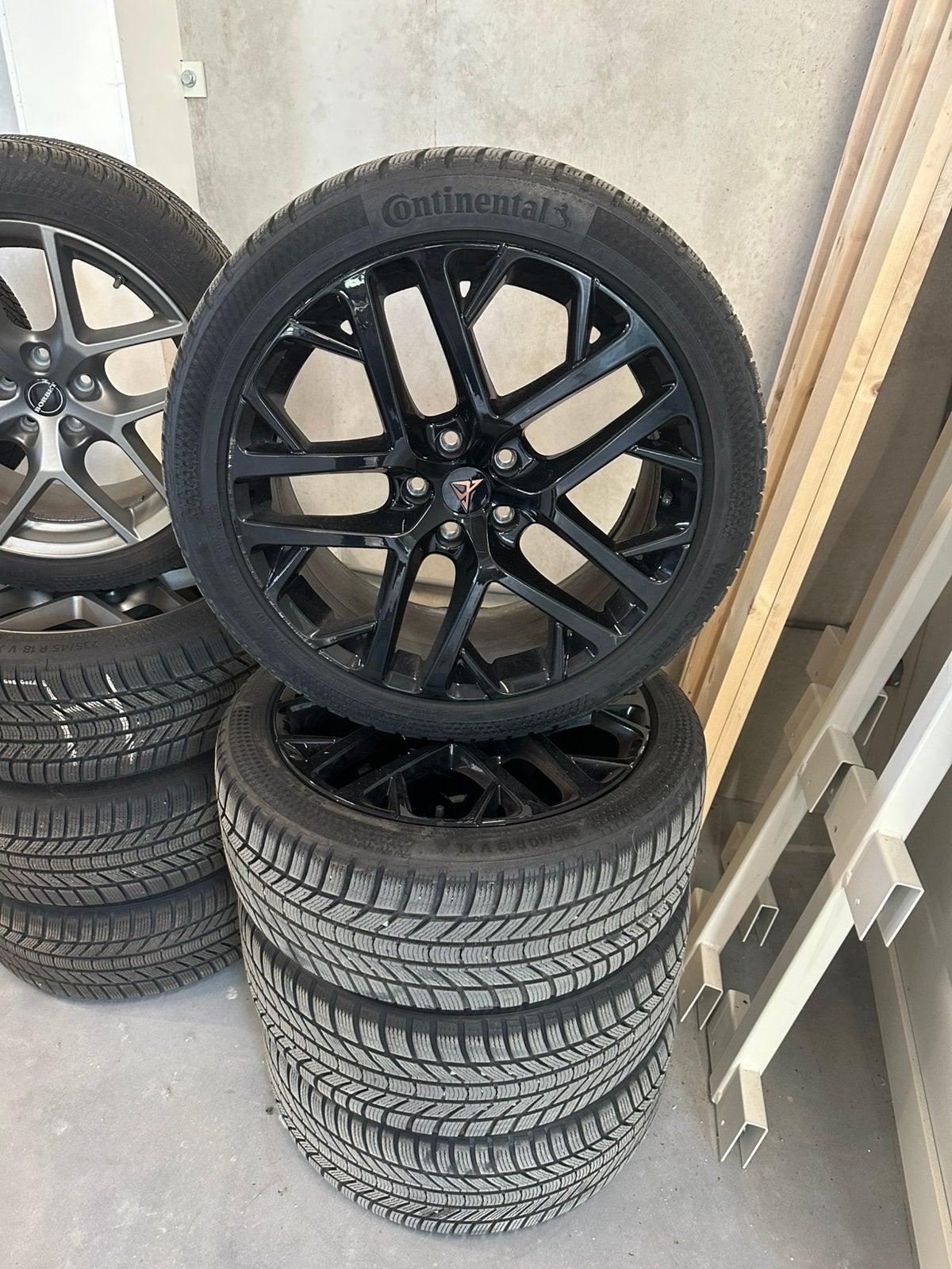 Winterset Cupra Formentor, Auto-onderdelen, Banden en Velgen, Ophalen, 18 inch, Winterbanden, Banden en Velgen