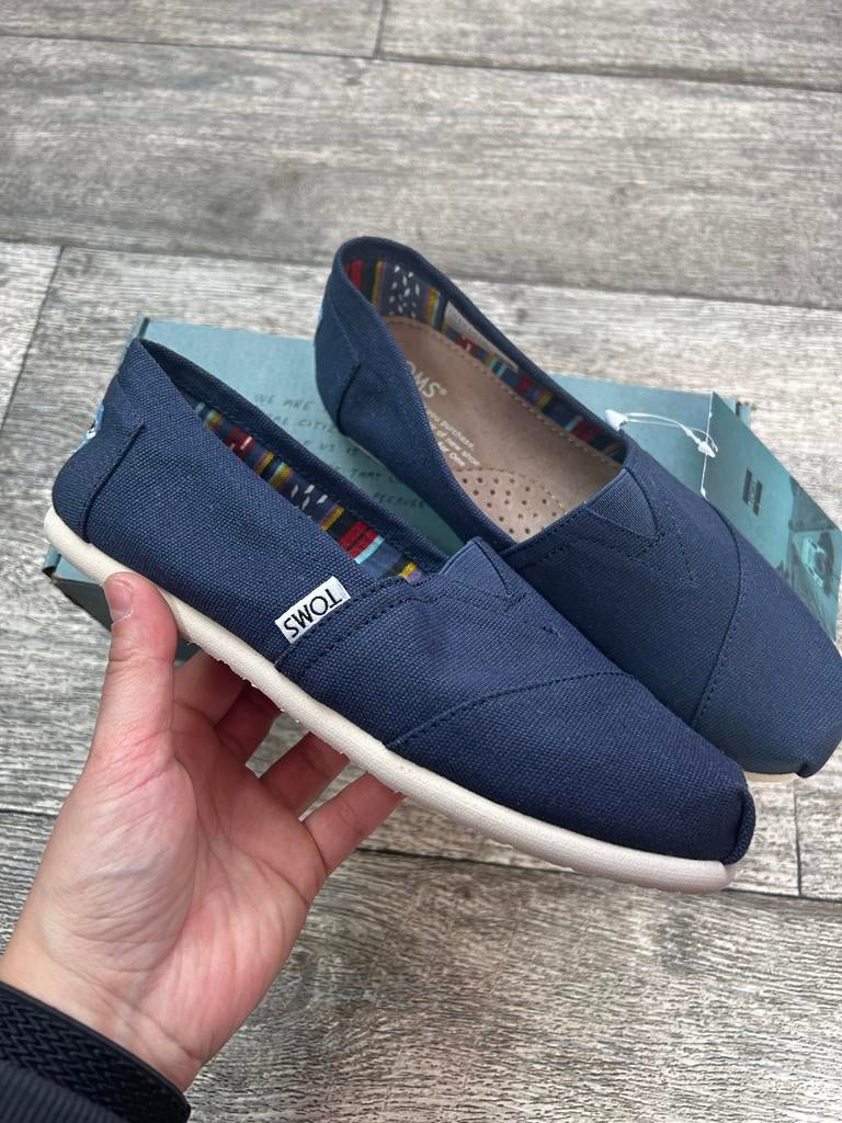 TOMS Alpargata instappers - Nieuw in doos maat 36, Kleding | Dames, Schoenen, Blauw, Instappers, Nieuw, Ophalen of Verzenden