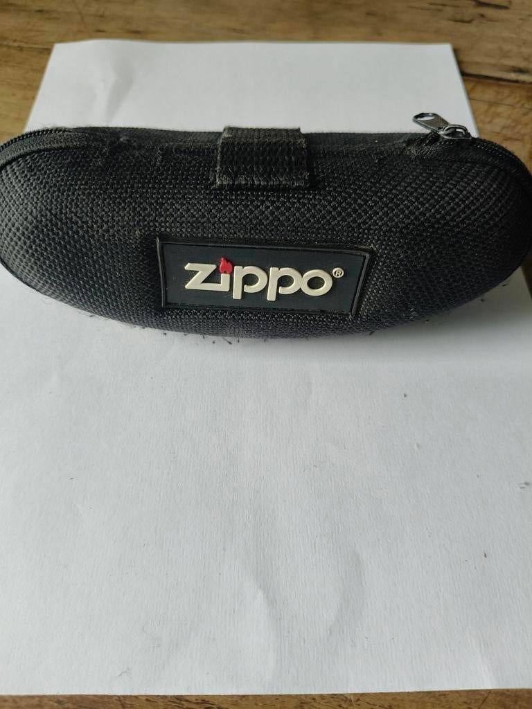 Originele Zippo brillenkoker - Zwart met ritssluiting, Ophalen of Verzenden, Gebruikt, Zwart, Overige merken
