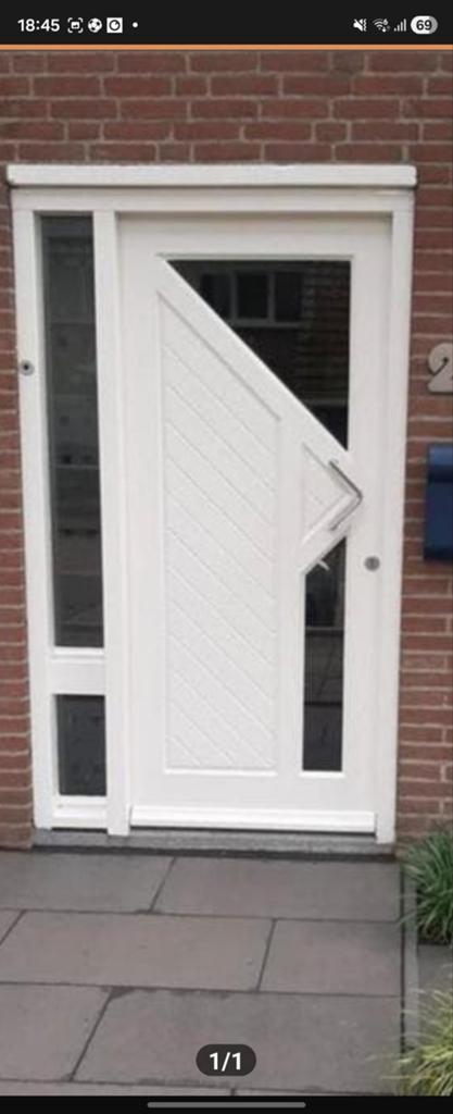 Mooie hardhouten voordeur met dubbelglas en rvs beslag, Ophalen of Verzenden, Gebruikt, Buitendeur, 200 tot 215 cm