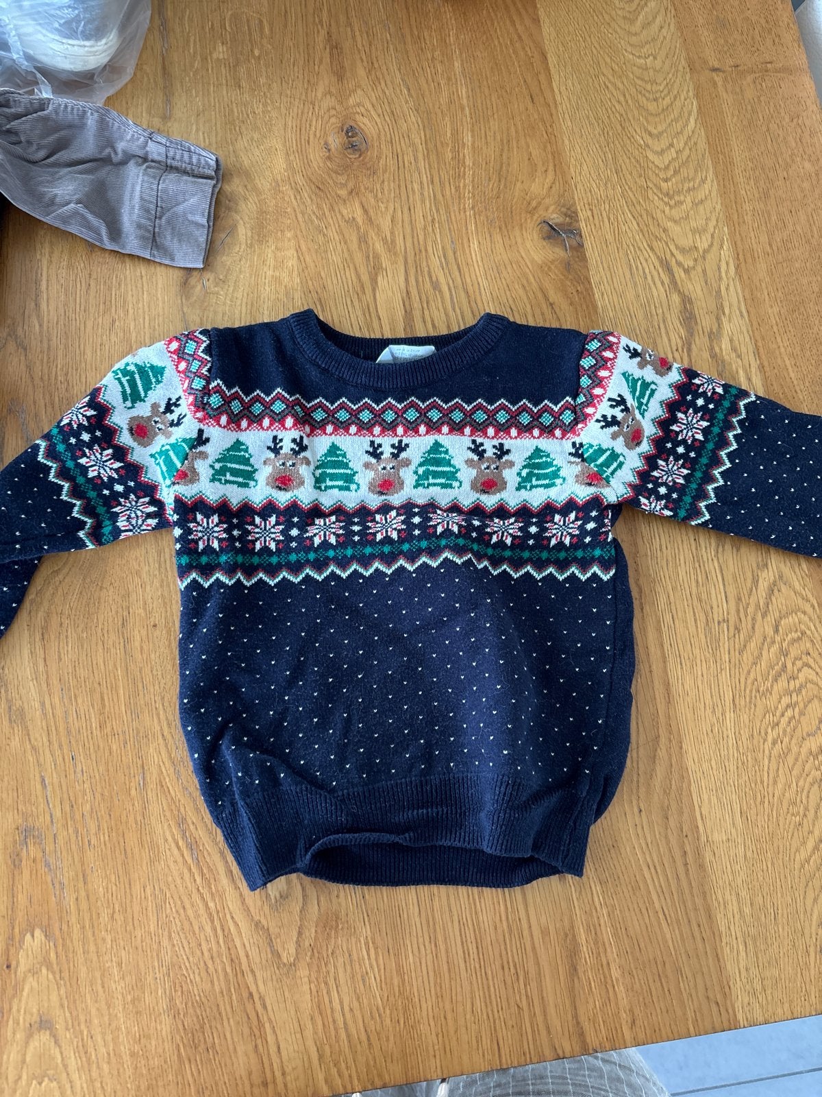Kersttrui maat 98 met rendieren en kerstbomen, Ophalen of Verzenden, Gebruikt, Jongen of Meisje, Trui of Vest